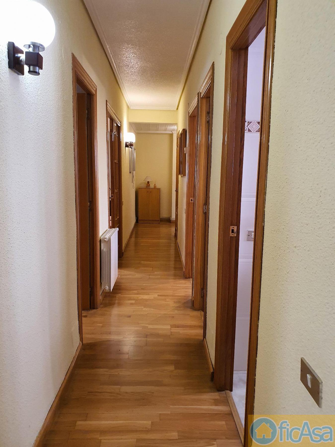 For sale of flat in Castellón