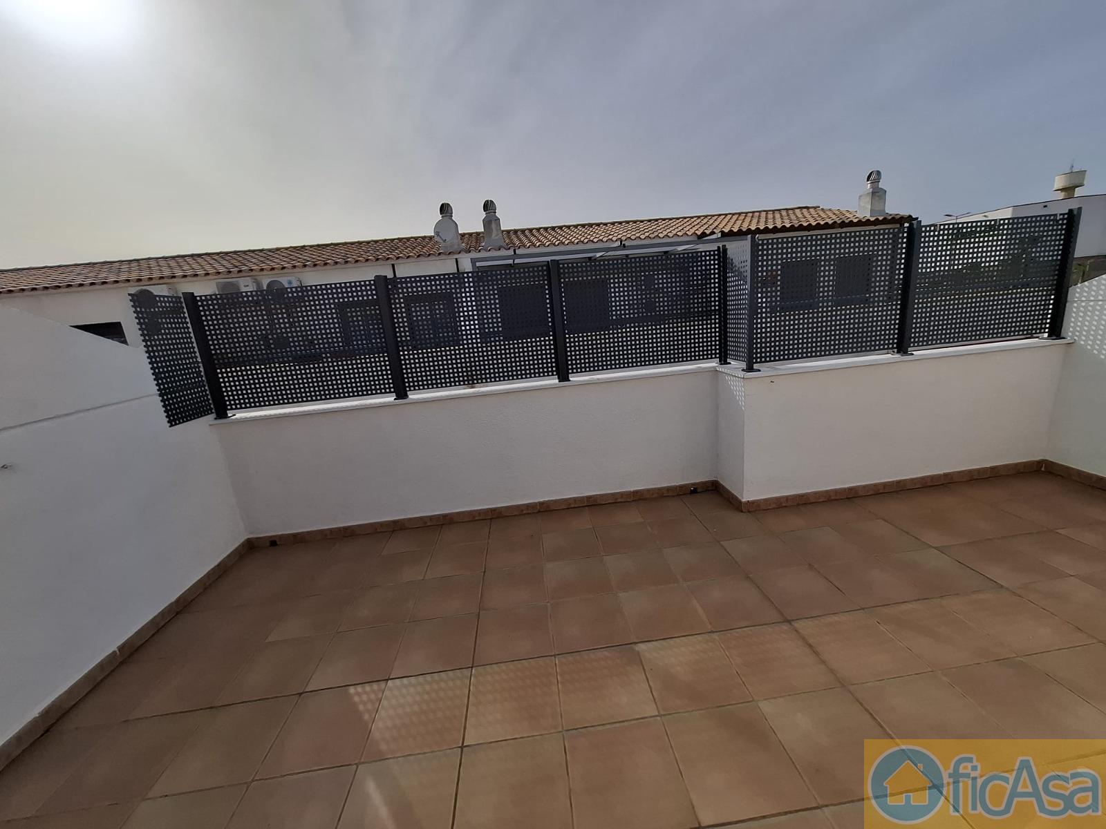 For sale of house in Almazora