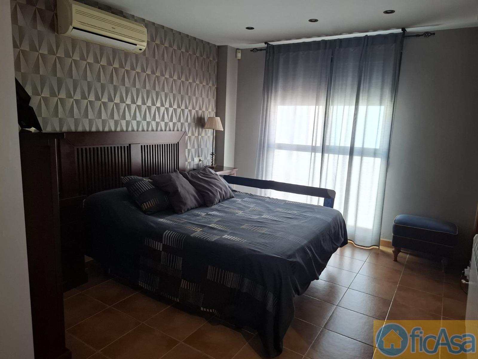 For sale of house in Almazora