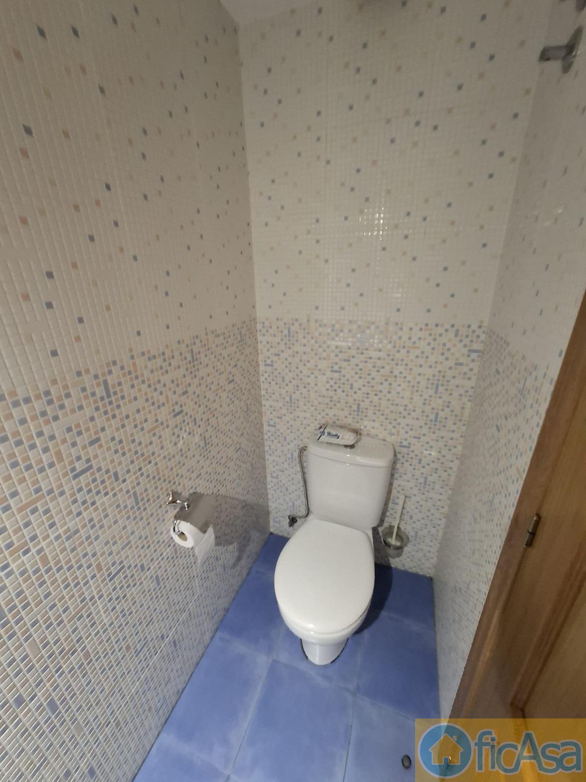 For sale of house in Almazora