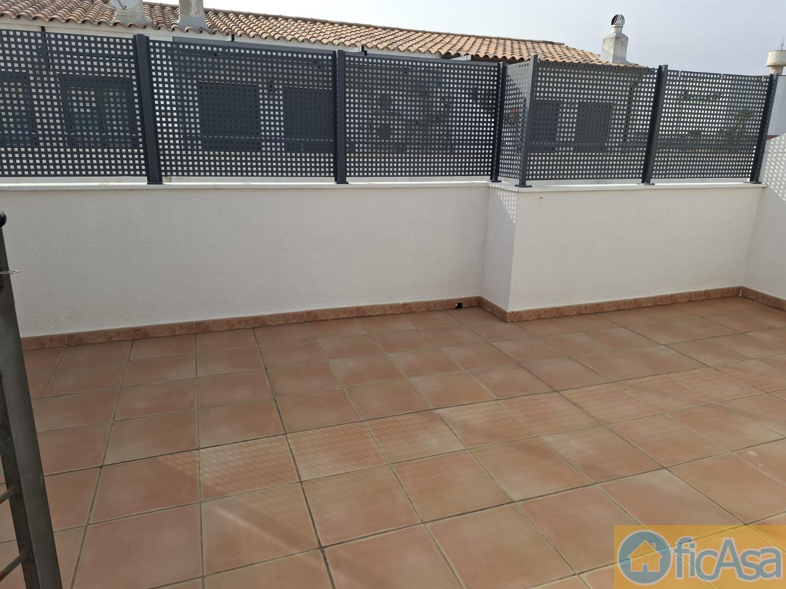For sale of house in Almazora