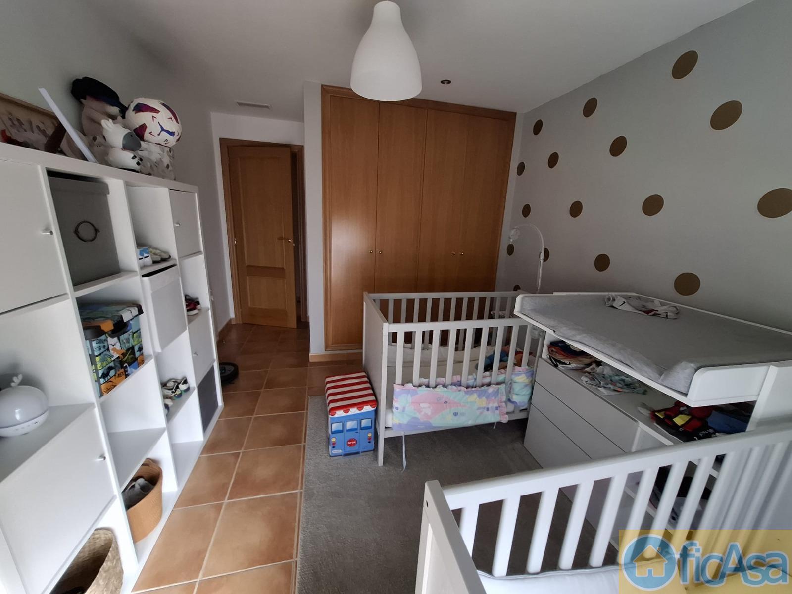 For sale of house in Almazora