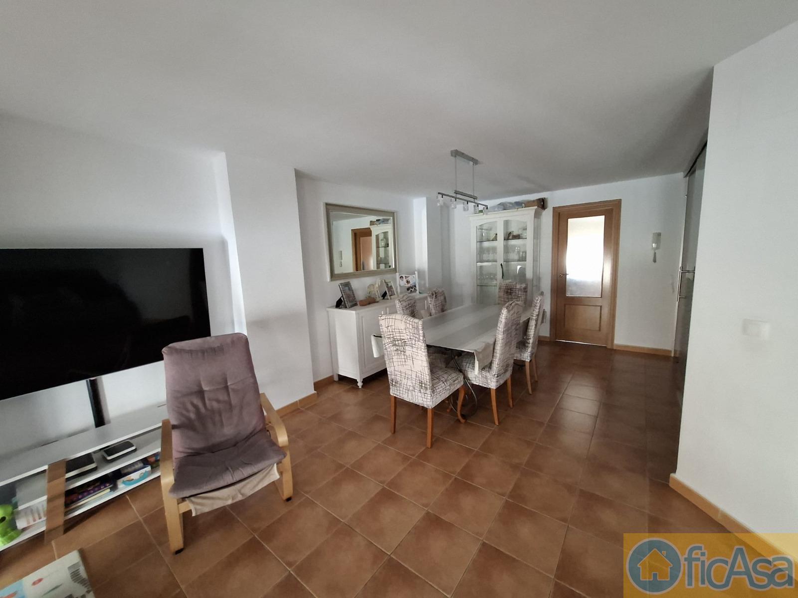 For sale of house in Almazora