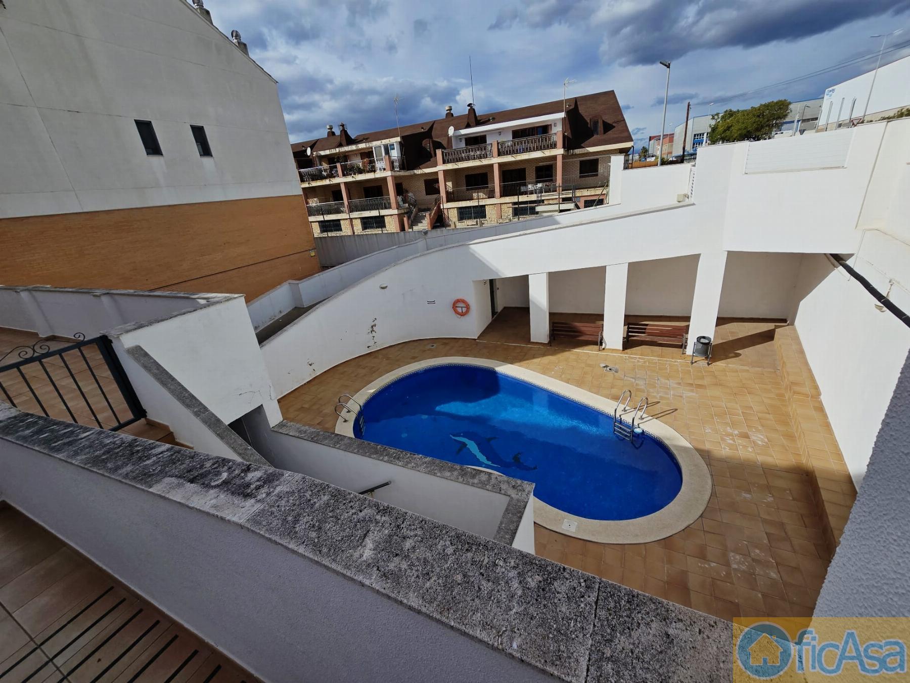 For sale of house in Almazora