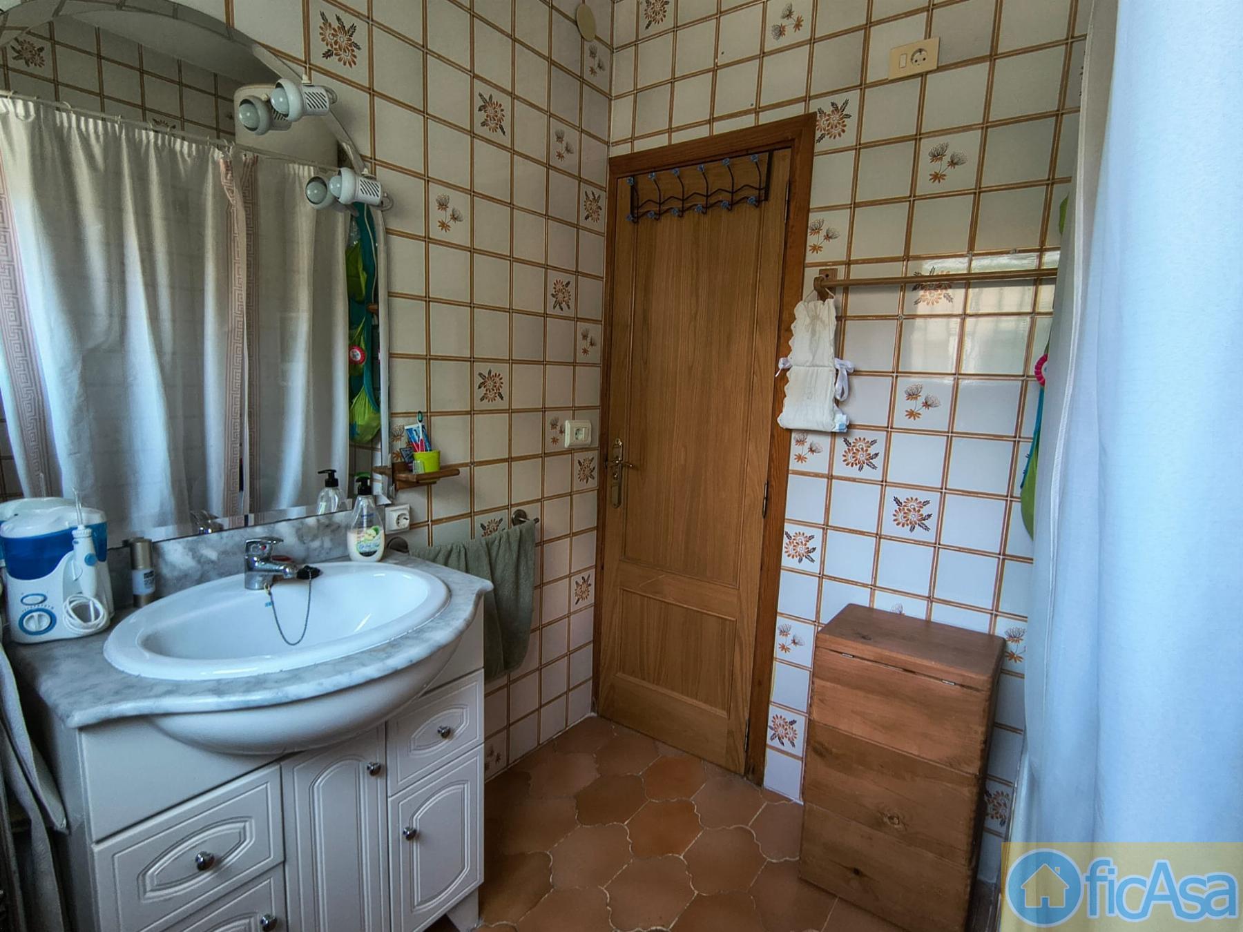 For sale of house in Castellón