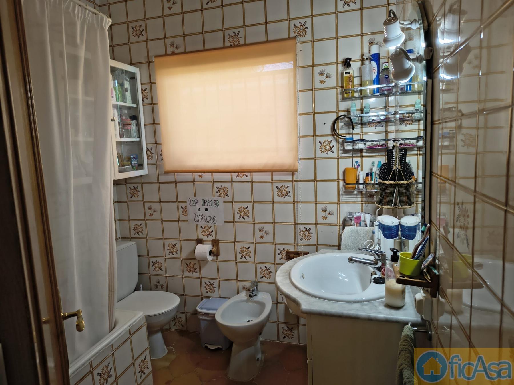 For sale of house in Castellón