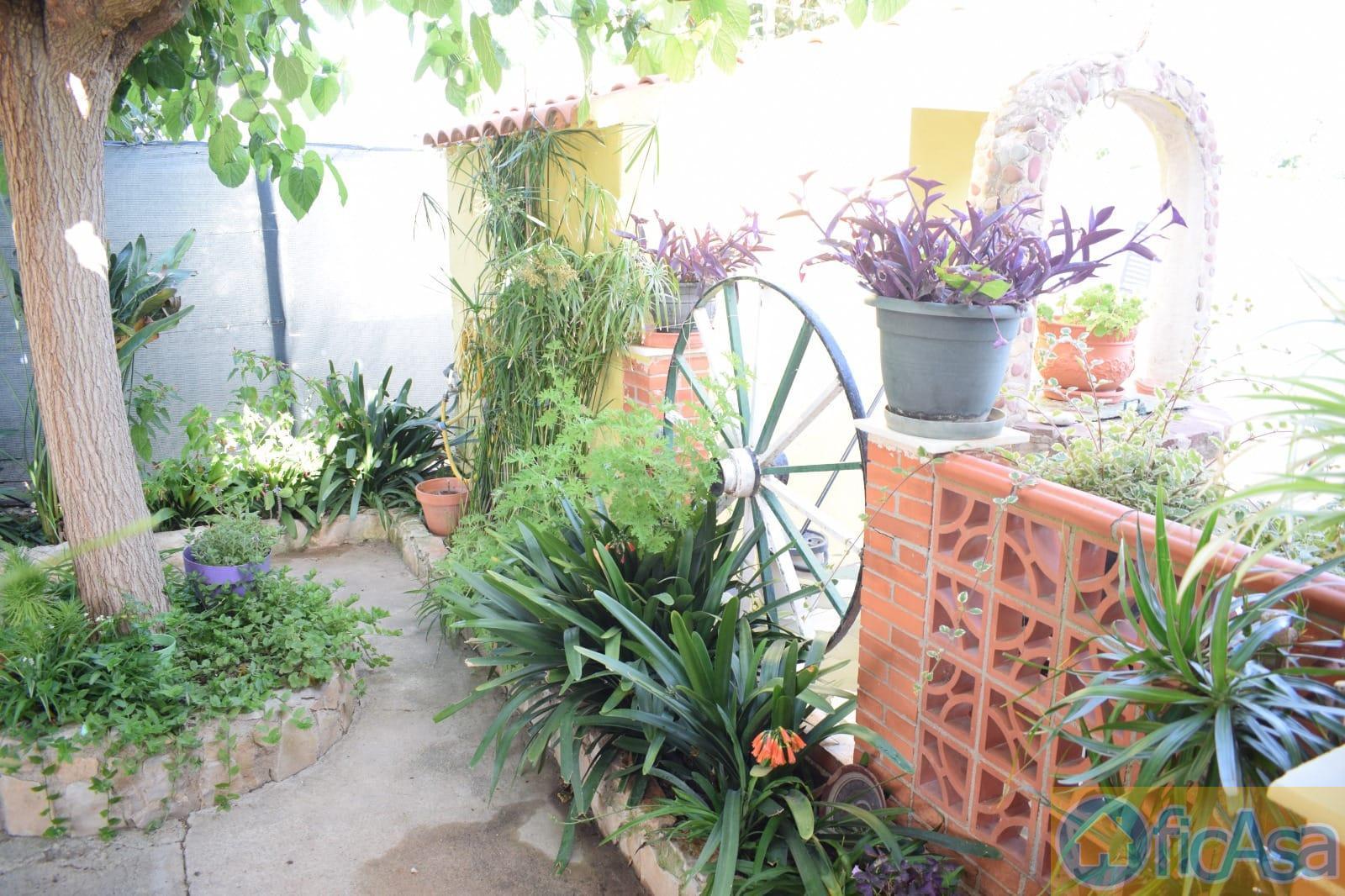 For sale of house in Castellón