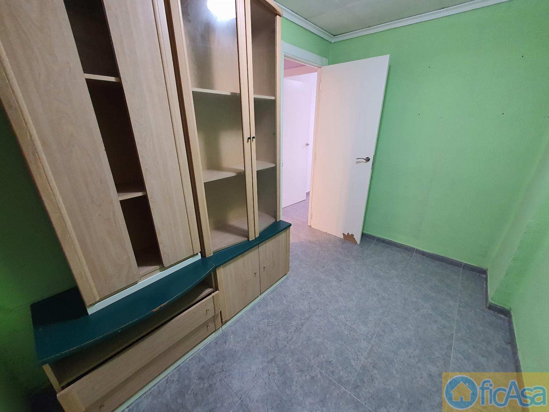 For sale of flat in Castellón
