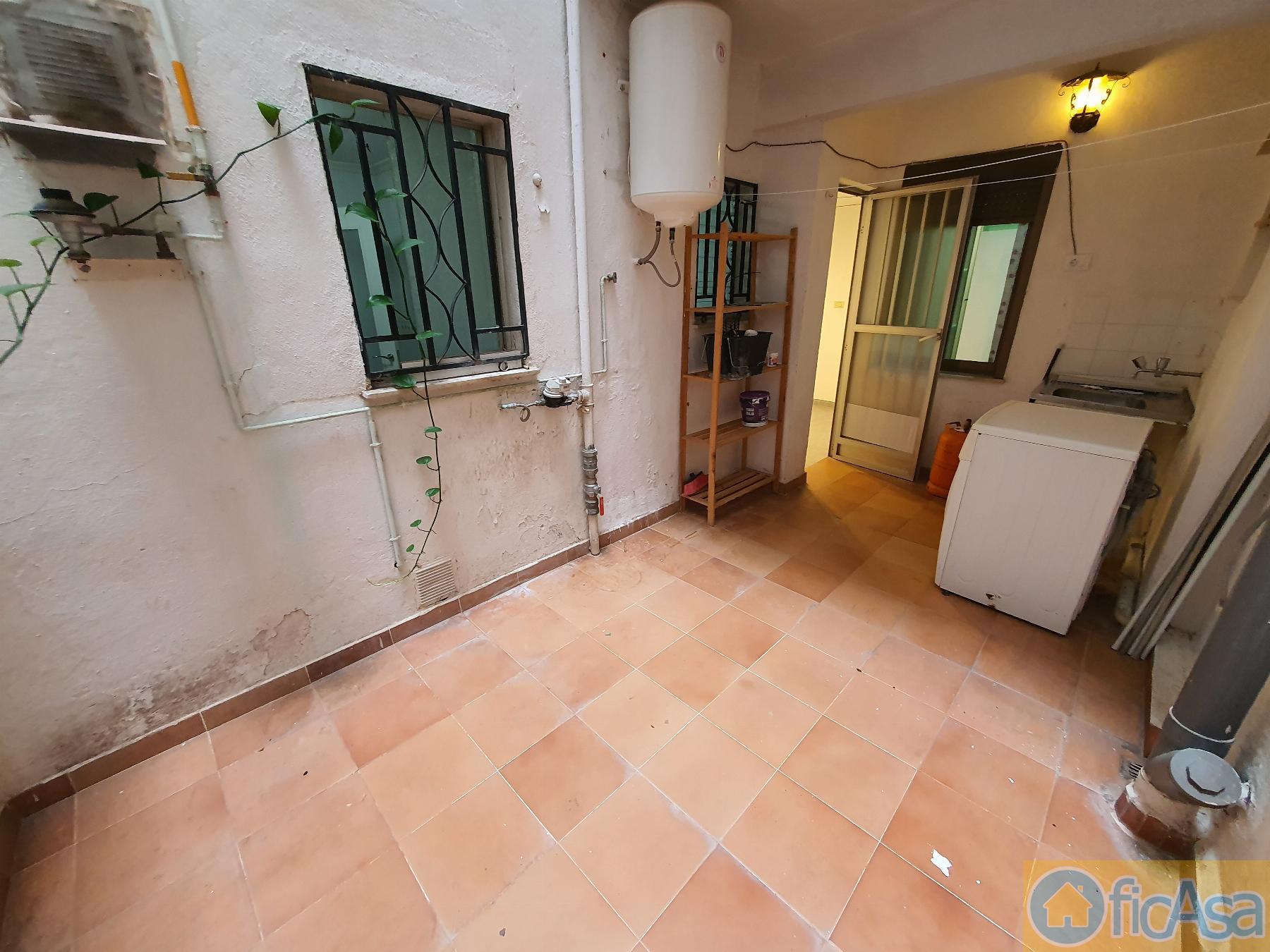 For sale of flat in Castellón