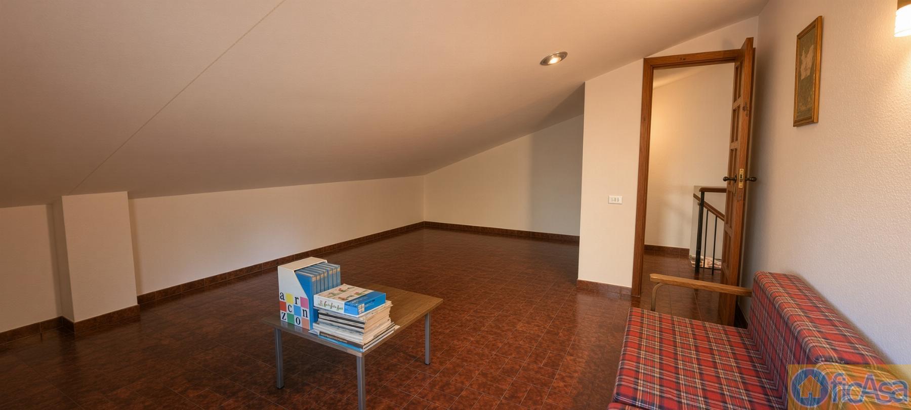 Venta de casa en Borriol
