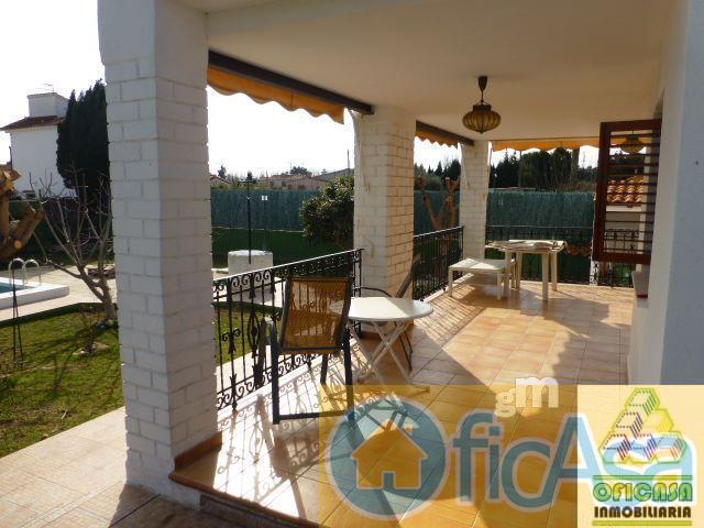 For sale of chalet in Castellón