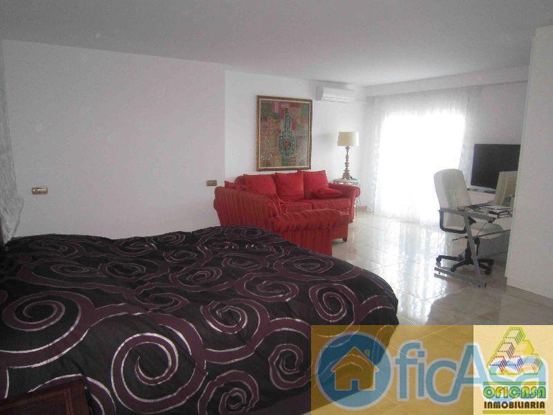 For sale of flat in Castellón