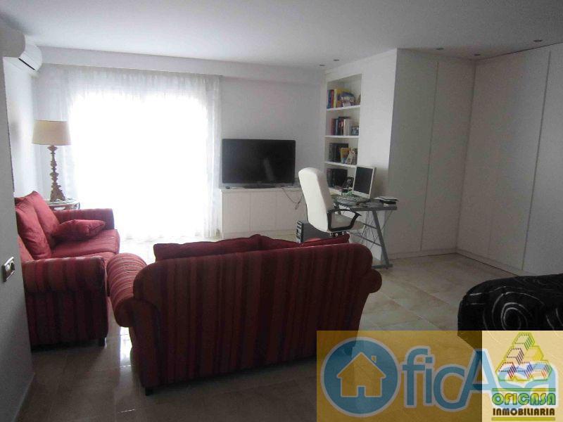 For sale of flat in Castellón