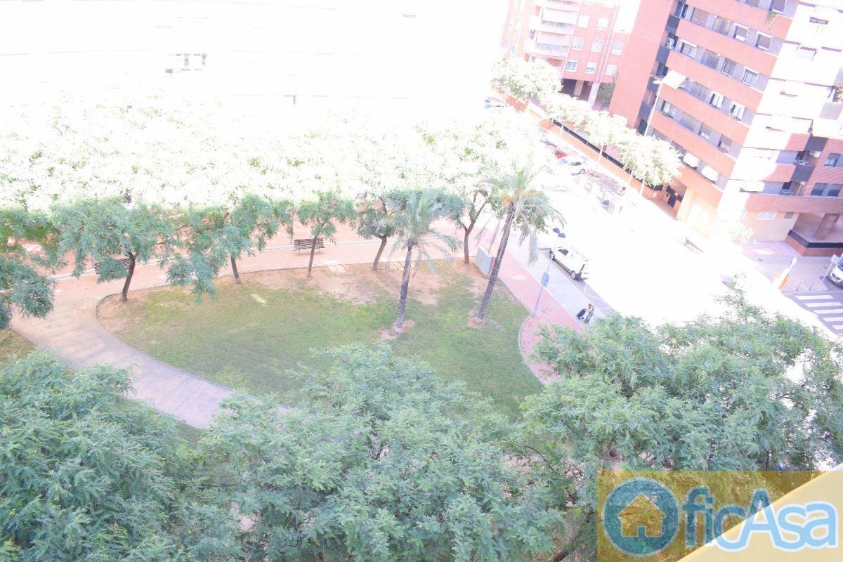 For sale of flat in Castellón