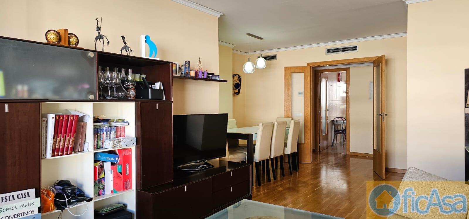 For sale of flat in Castellón