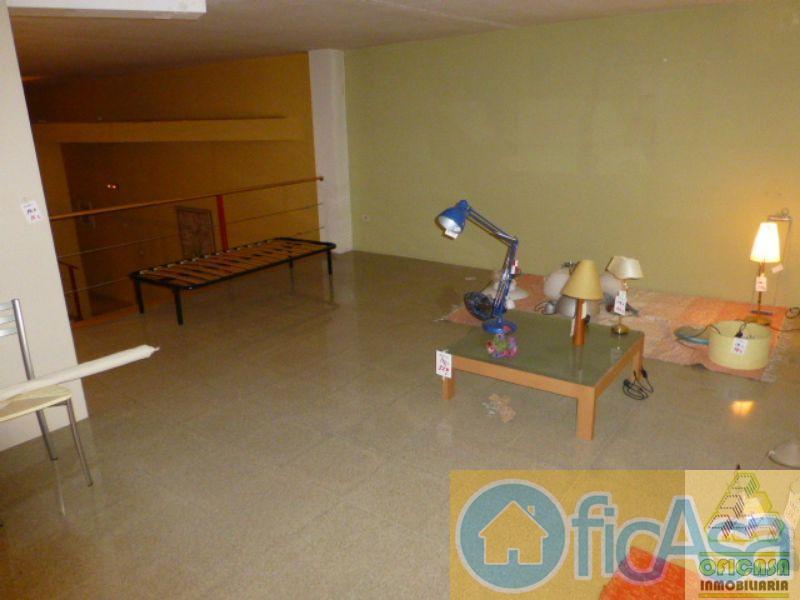 For rent of commercial in Castellón