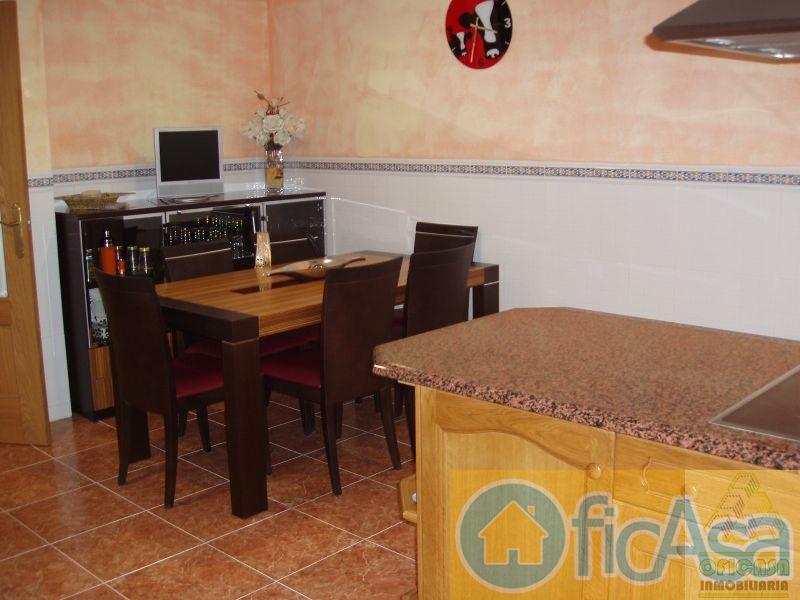 For sale of flat in Burriana