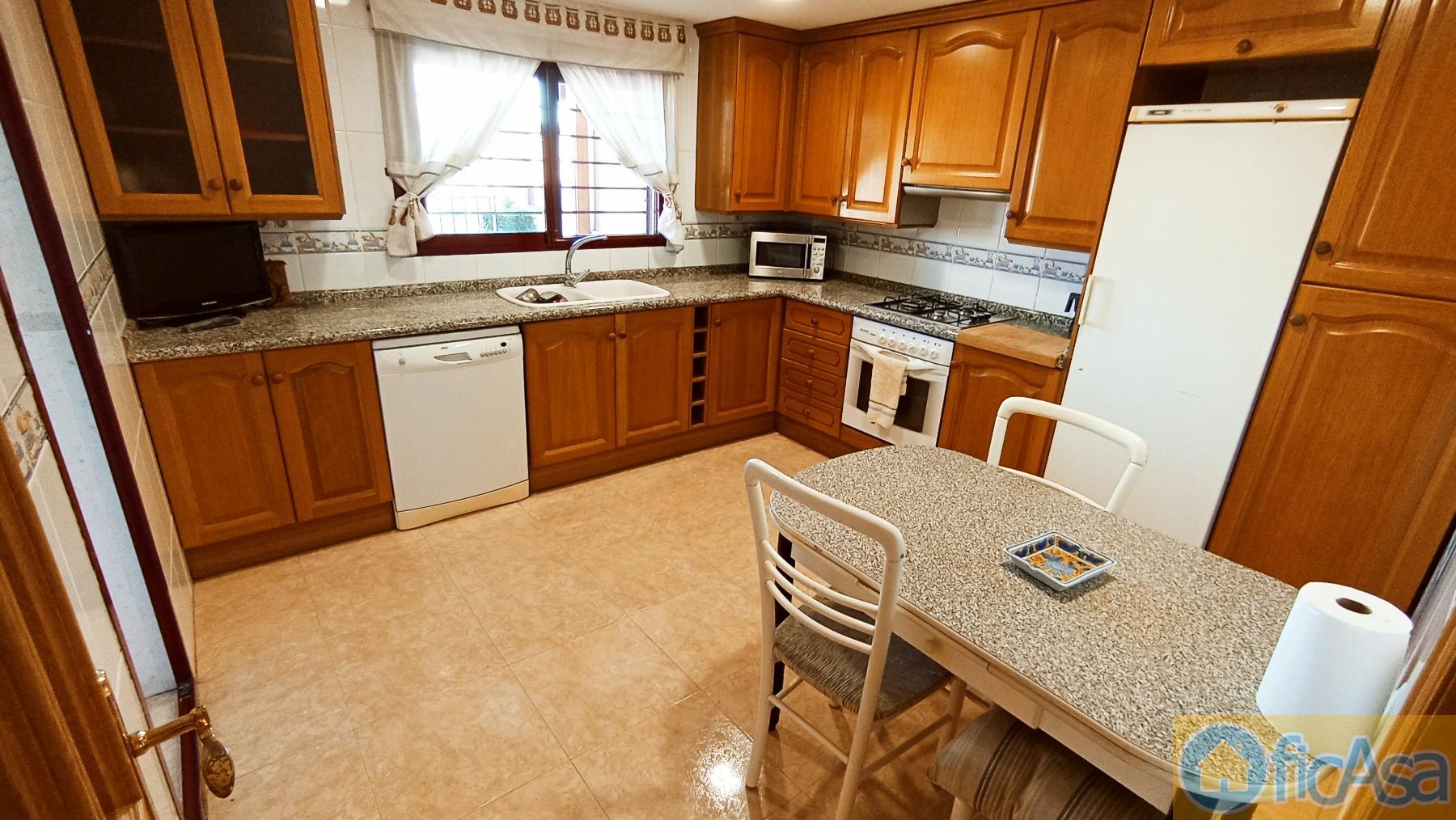 For sale of house in Castellón