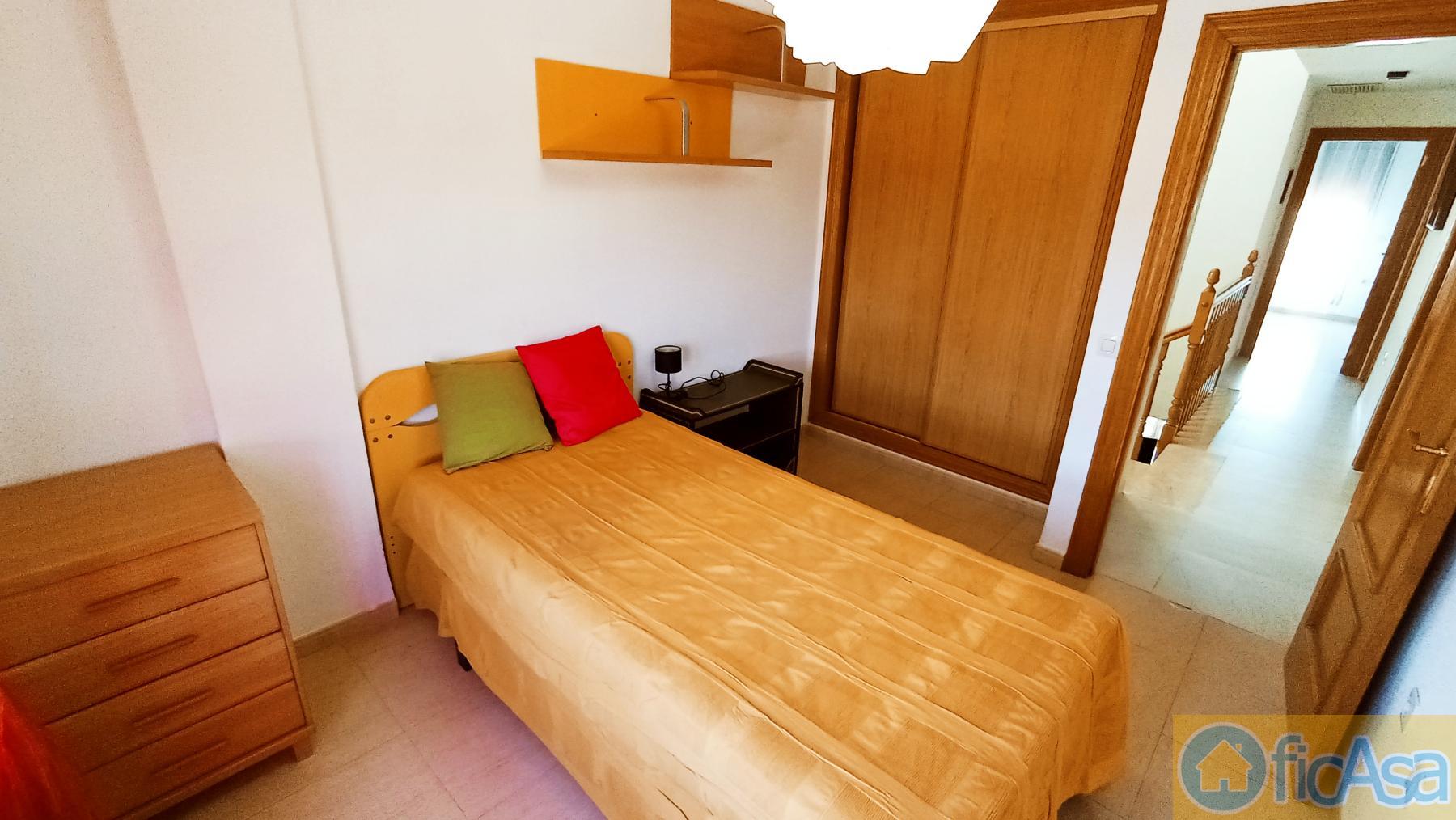 For sale of house in Castellón