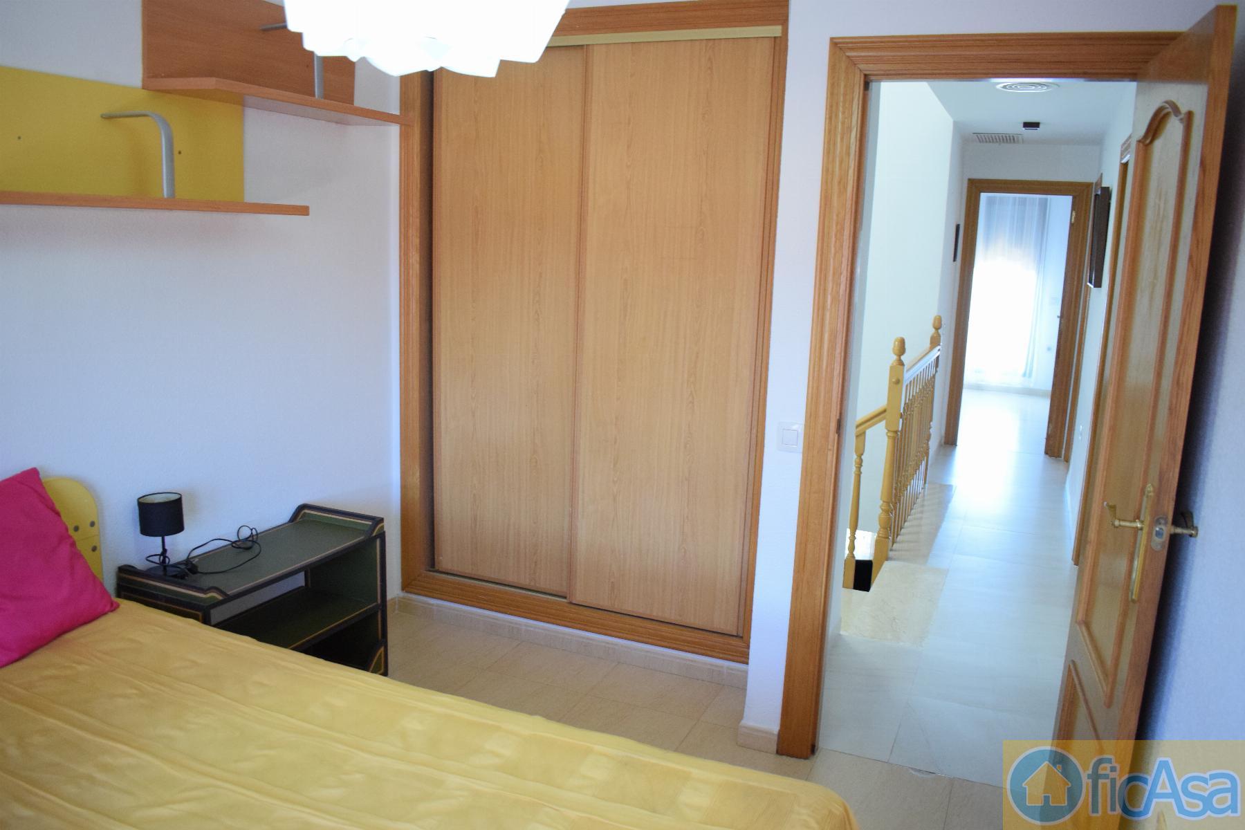 For sale of house in Castellón