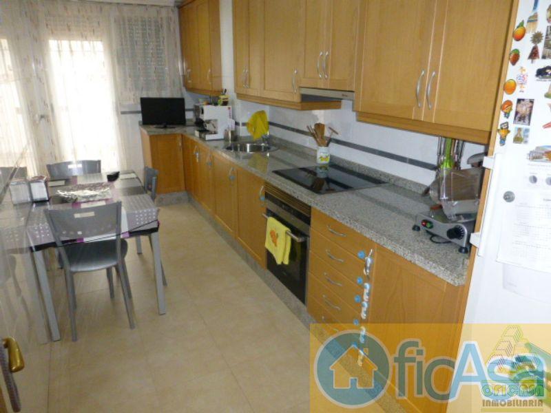 For sale of flat in Castellón