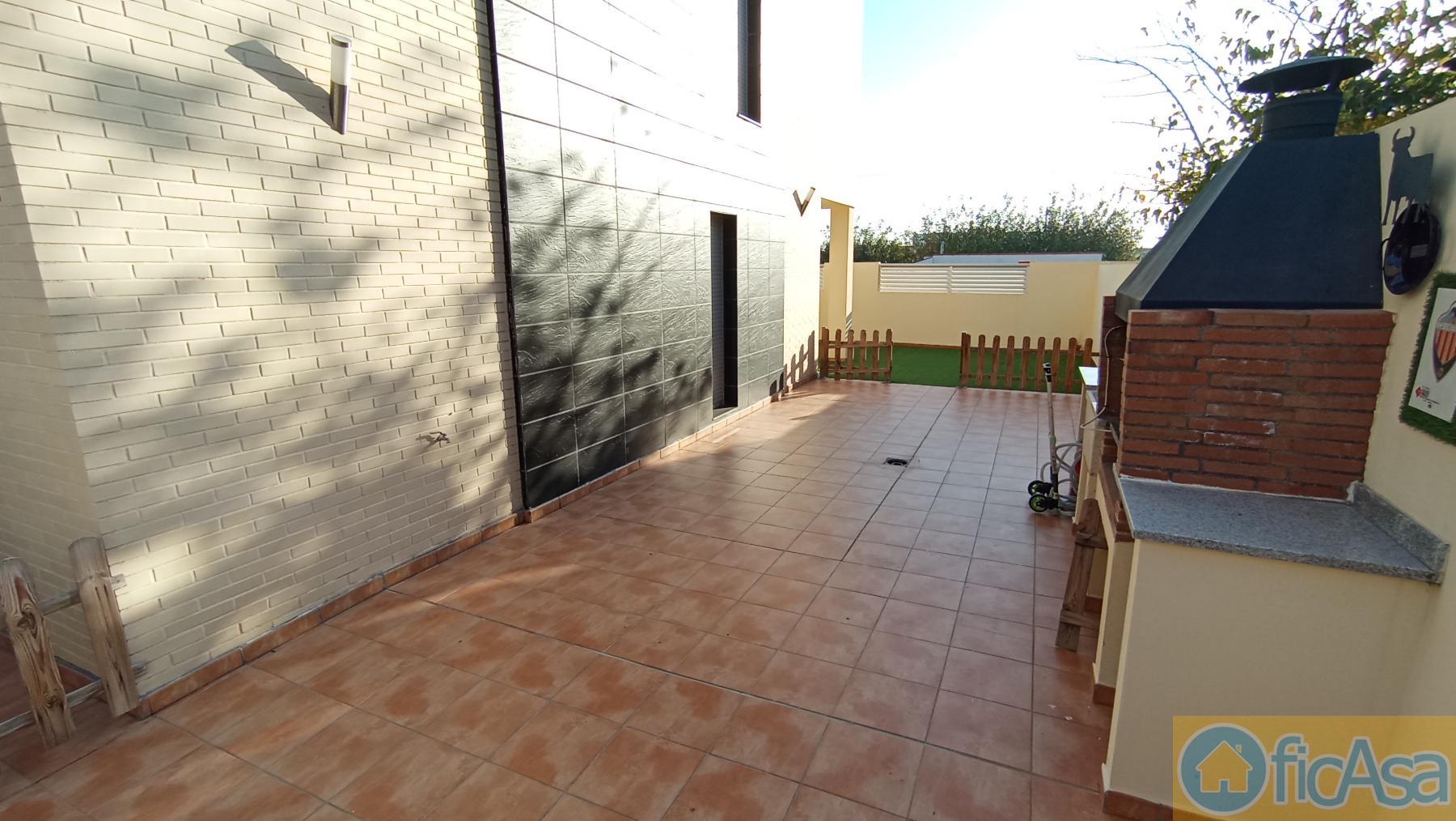 Venta de chalet en Almazora