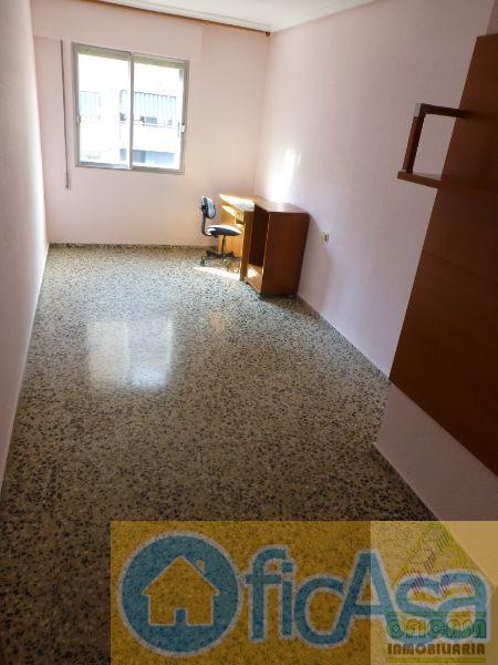 For sale of flat in Castellón