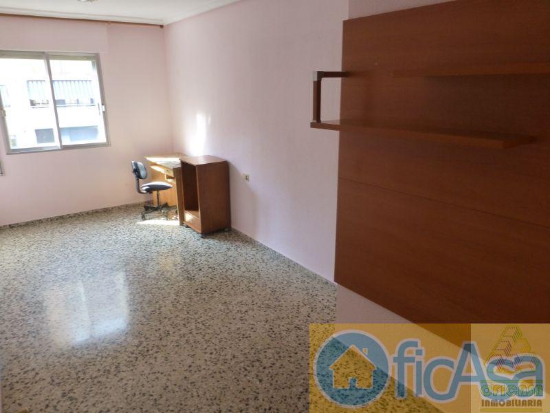 For sale of flat in Castellón