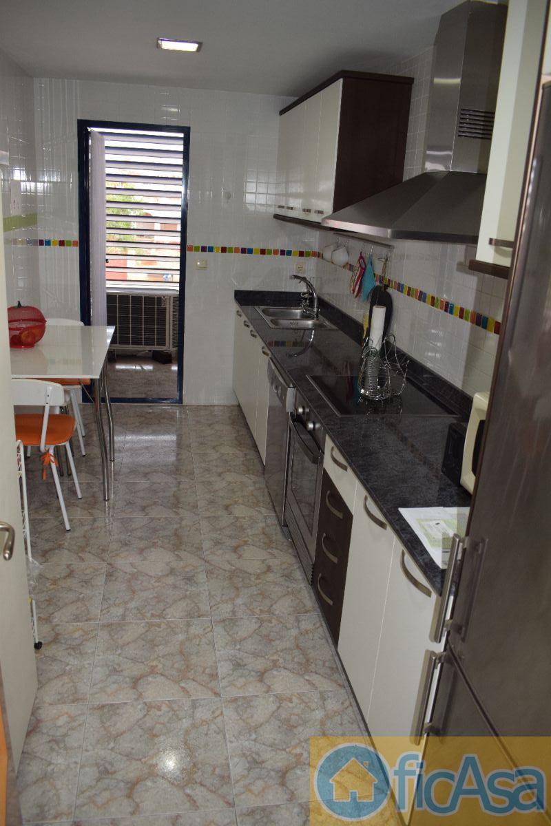 For sale of flat in Almazora