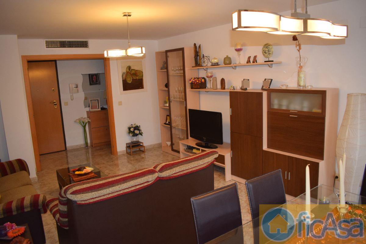 For sale of flat in Almazora