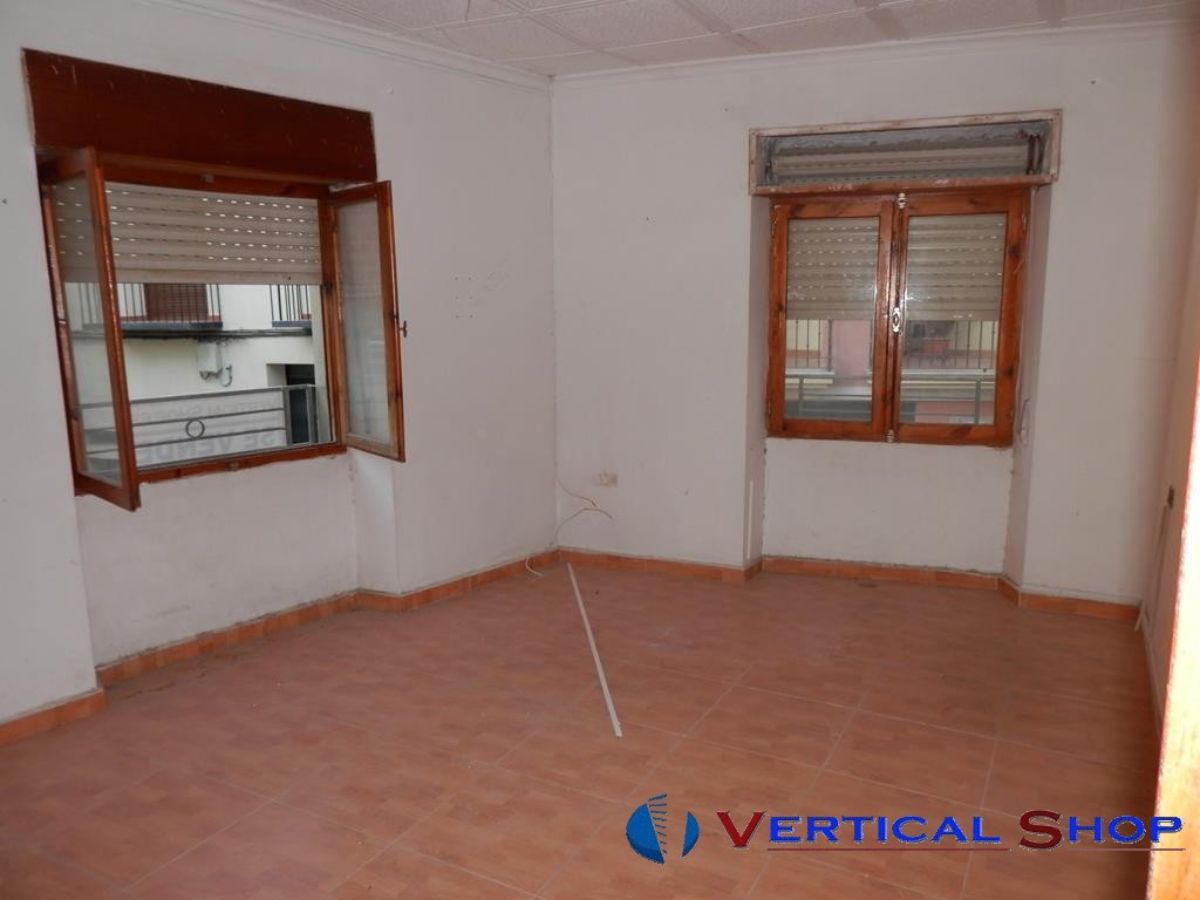 Venta de casa en Caudete