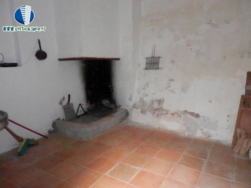 For sale of house in Caudete