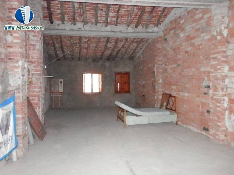 Venta de casa en Caudete