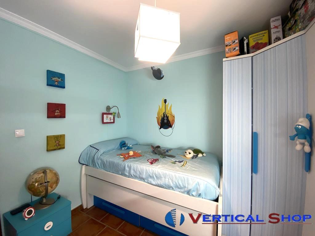 For sale of villa in Villena