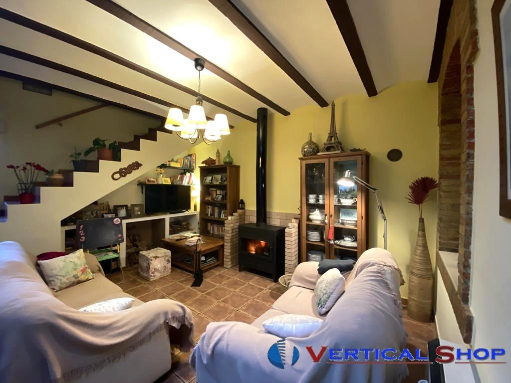 For sale of villa in Villena