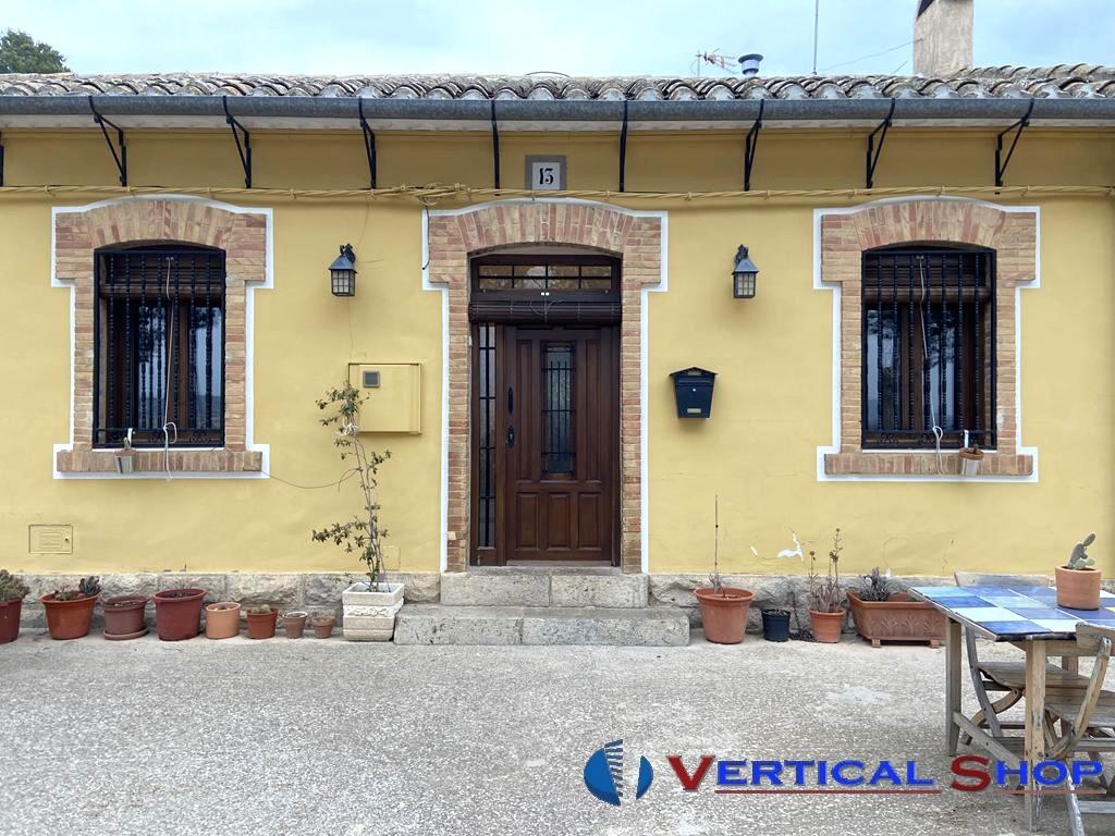 Venta de villa en Villena