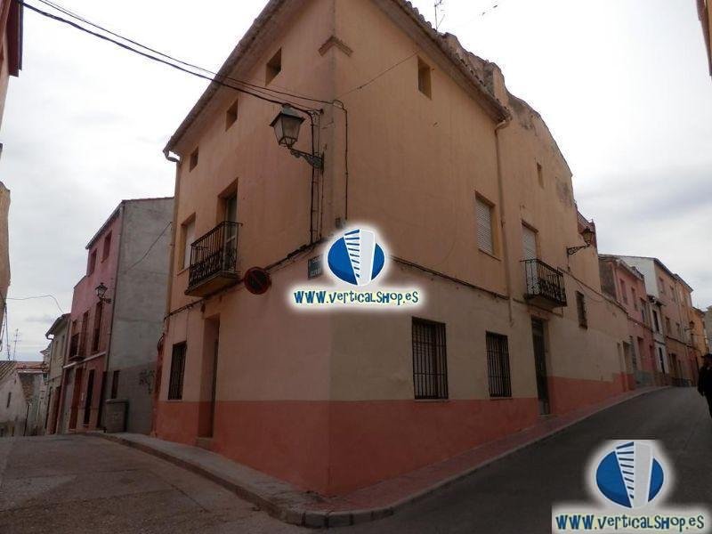 Venta de casa en Caudete