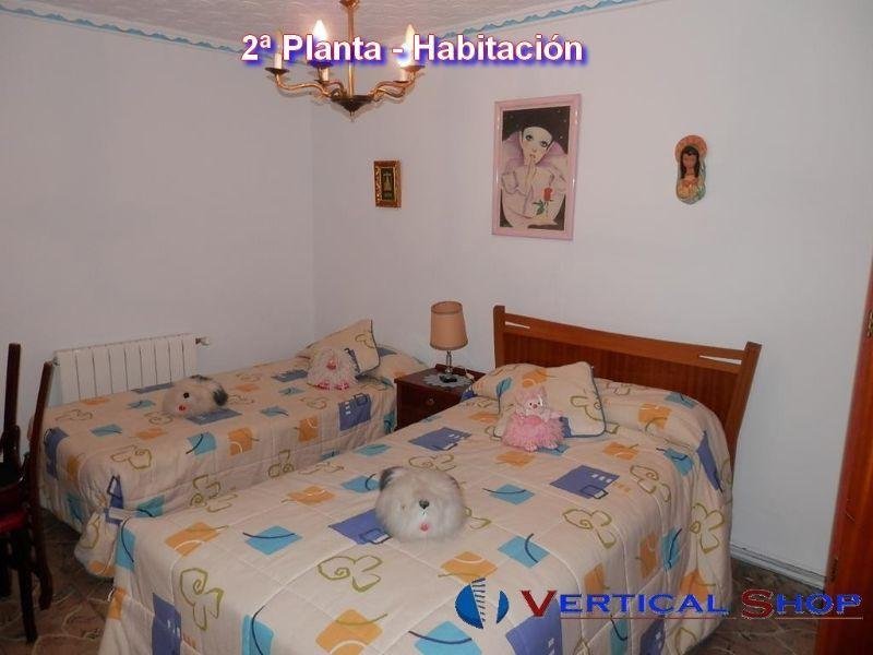 Venta de casa en Caudete