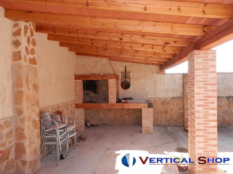 Venta de chalet en Caudete