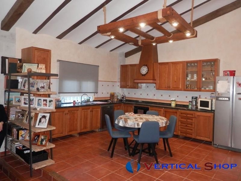 Venta de chalet en Caudete