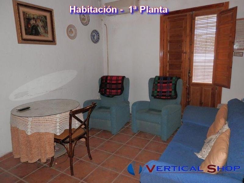 For sale of house in Caudete