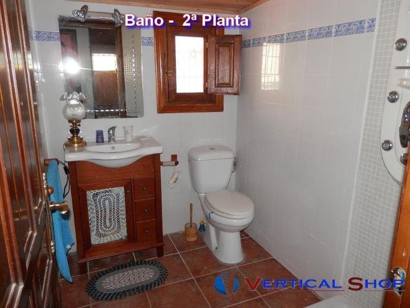 For sale of house in Caudete