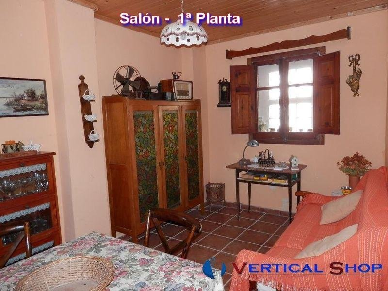 For sale of house in Caudete