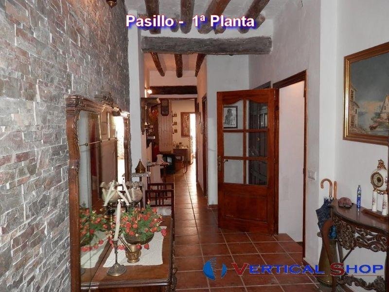 For sale of house in Caudete