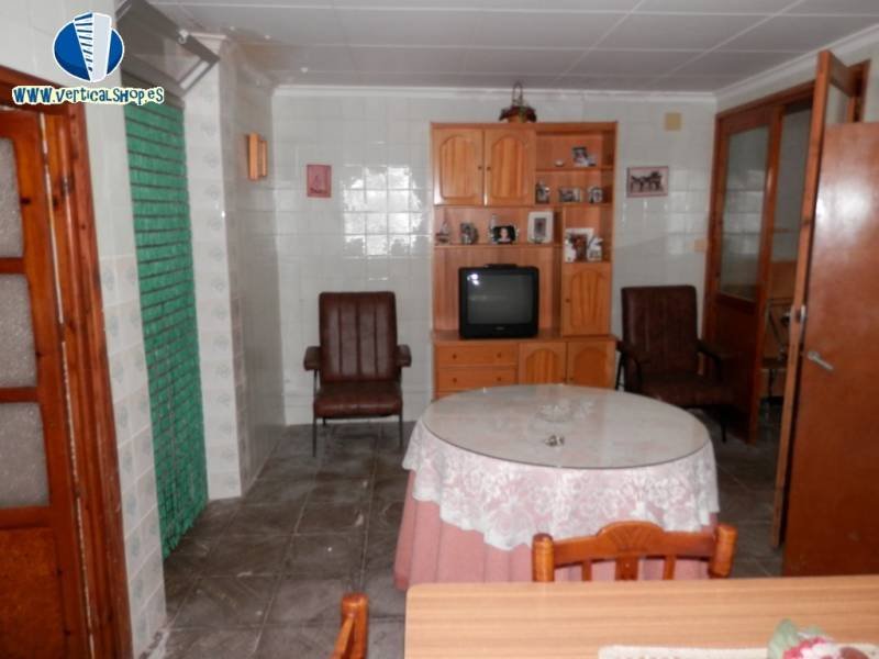 For sale of house in Caudete