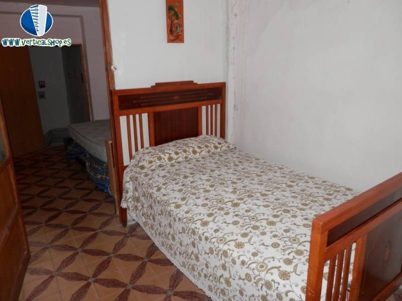 For sale of house in Caudete