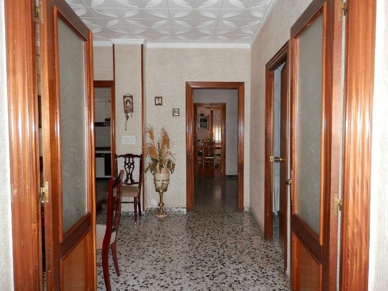 For sale of house in Caudete