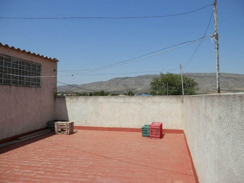 For sale of house in Caudete