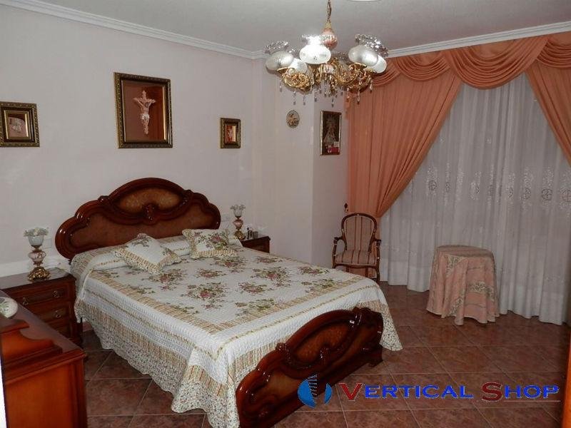 For sale of house in Caudete