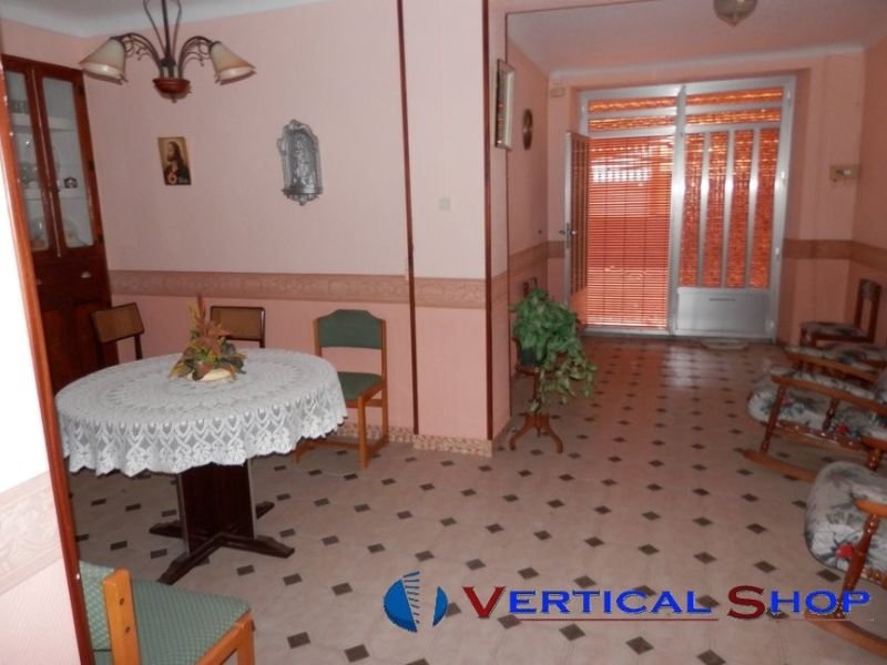 For sale of house in Caudete